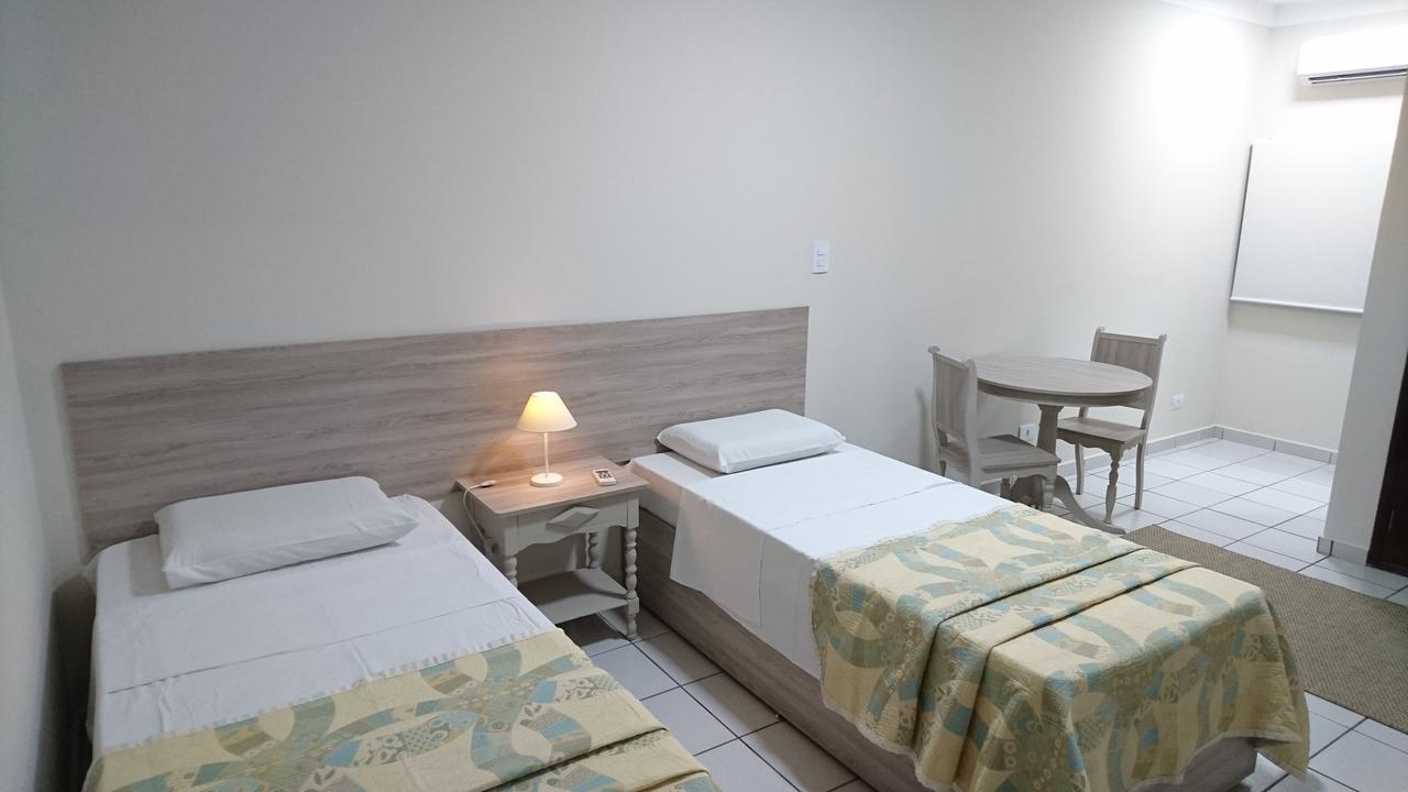 Hotel Premium Flat Ourinhos Exteriör bild